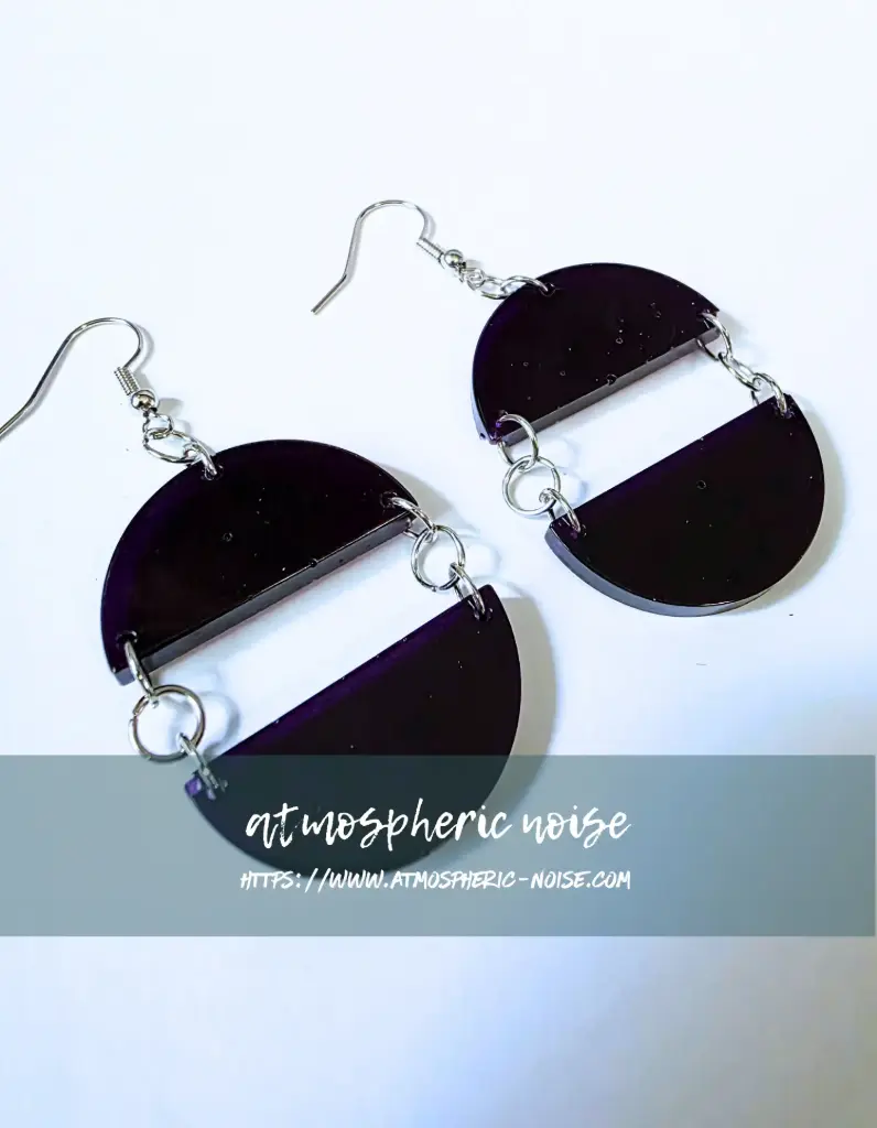 "Split in Purple" Modern Chain Resin Earrings